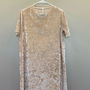 Blush Velvet dress